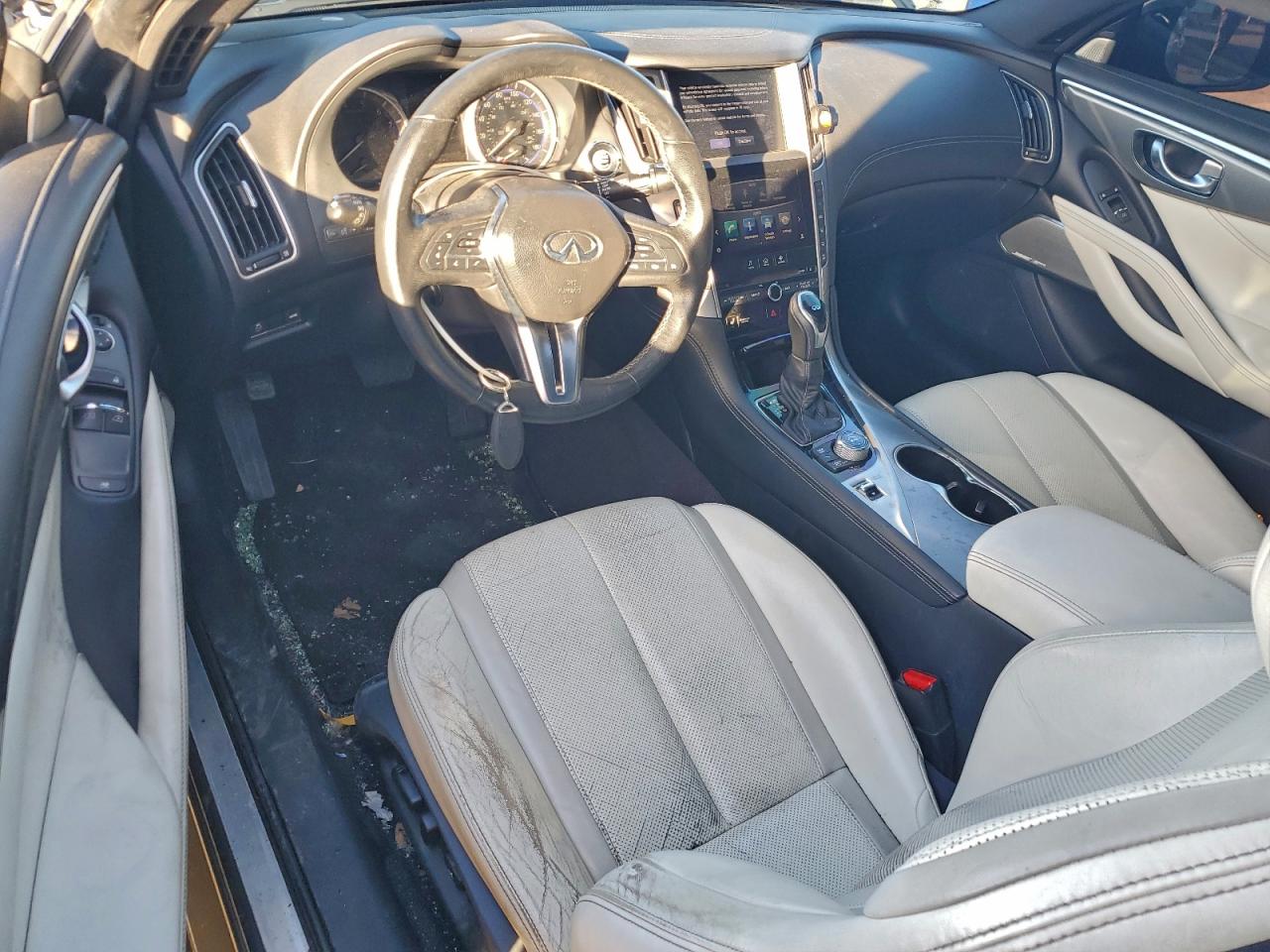 INFINITI Q60 PREMIUM