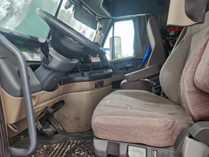 2020 FREIGHTLINER CASCADIA 1 #3310597101