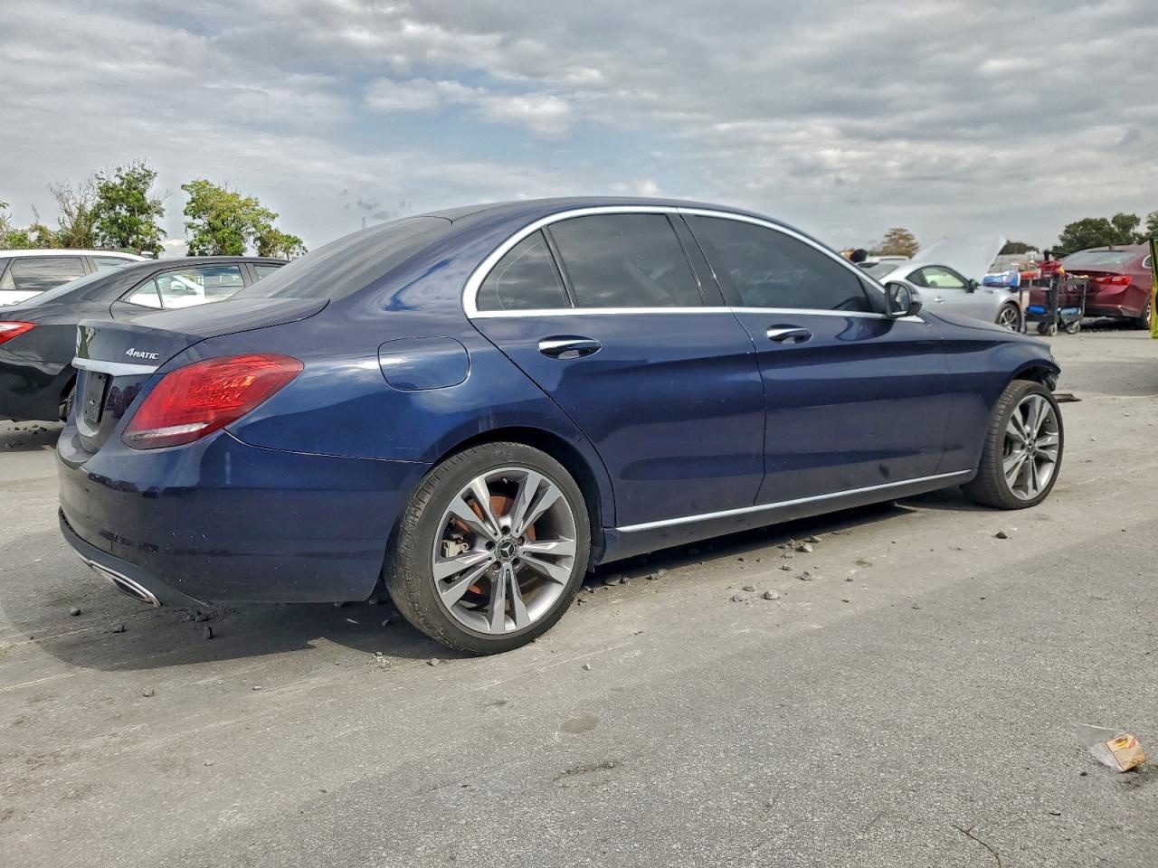 Lot #3310343994 2019 MERCEDES-BENZ C 300 4MAT