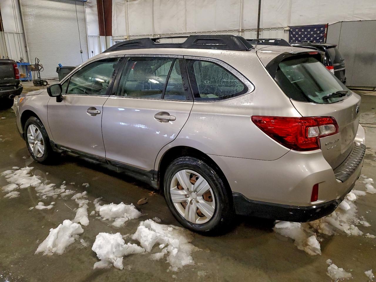 Lot #3317884925 2016 SUBARU OUTBACK 2.