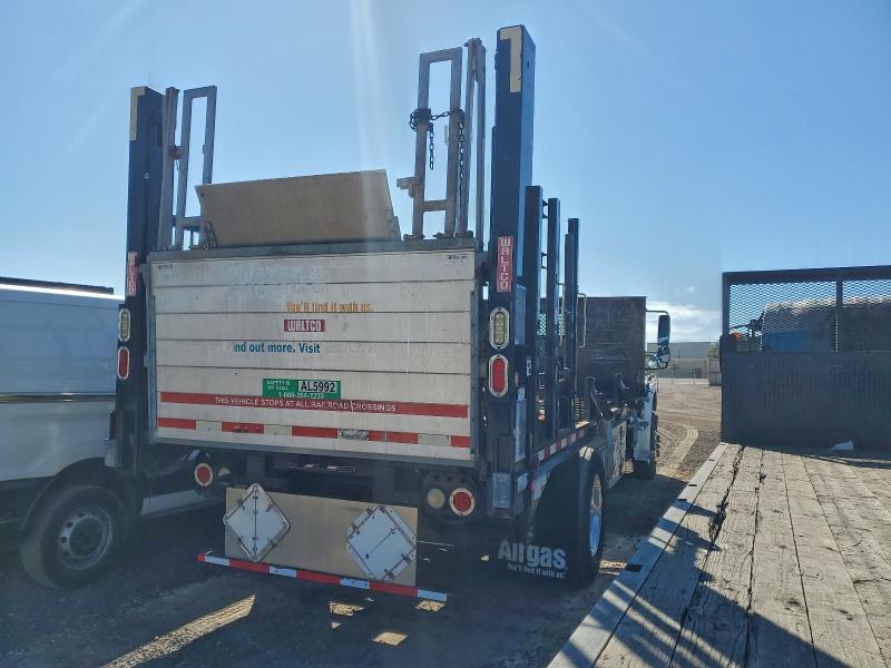 2015 FREIGHTLINER M2 106 MED #3302111125