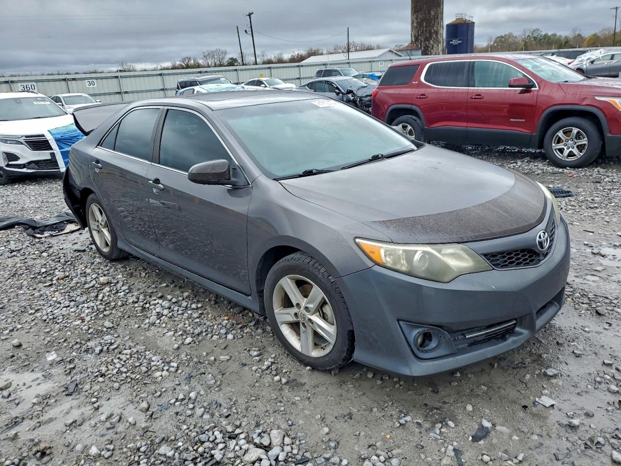 TOYOTA CAMRY L