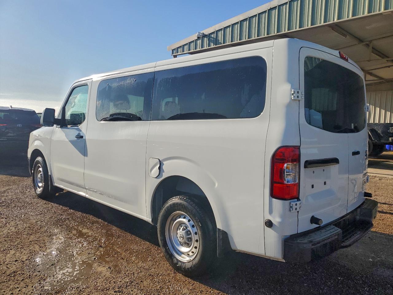 NISSAN NV3500 3500 S