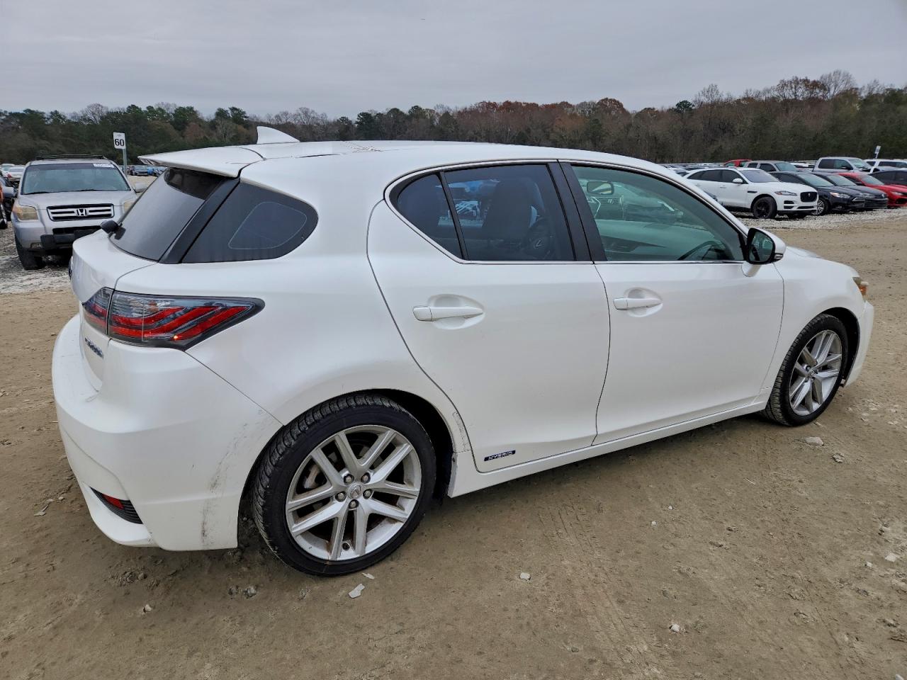 Lot #3304602459 2015 LEXUS CT 200