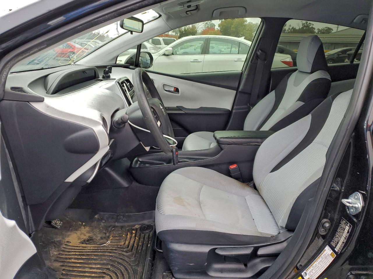 Lot #3311666239 2016 TOYOTA PRIUS