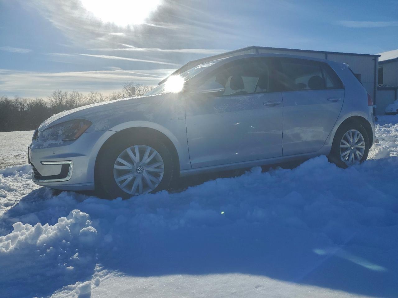 VOLKSWAGEN E-GOLF LIMITED