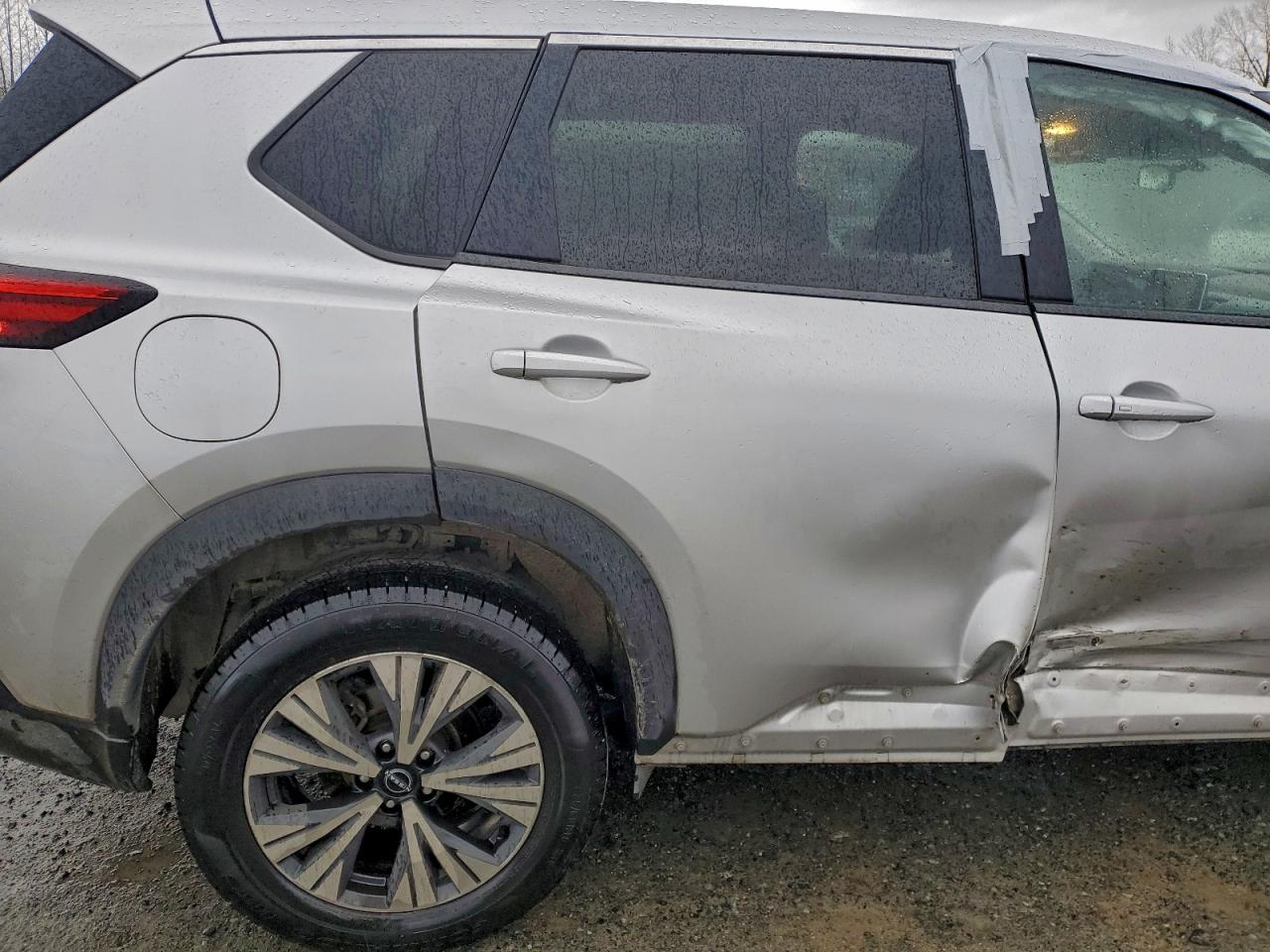 Lot #3319220711 2023 NISSAN ROGUE SV