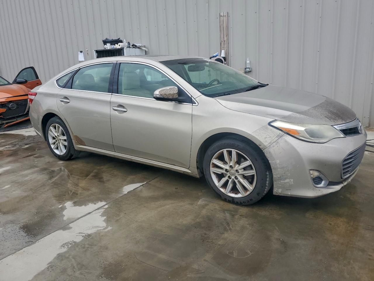 TOYOTA AVALON BASE