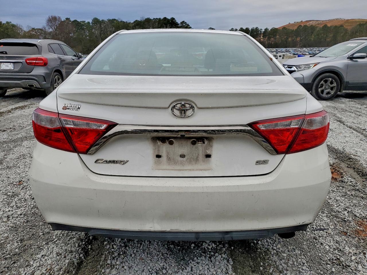 TOYOTA CAMRY LE