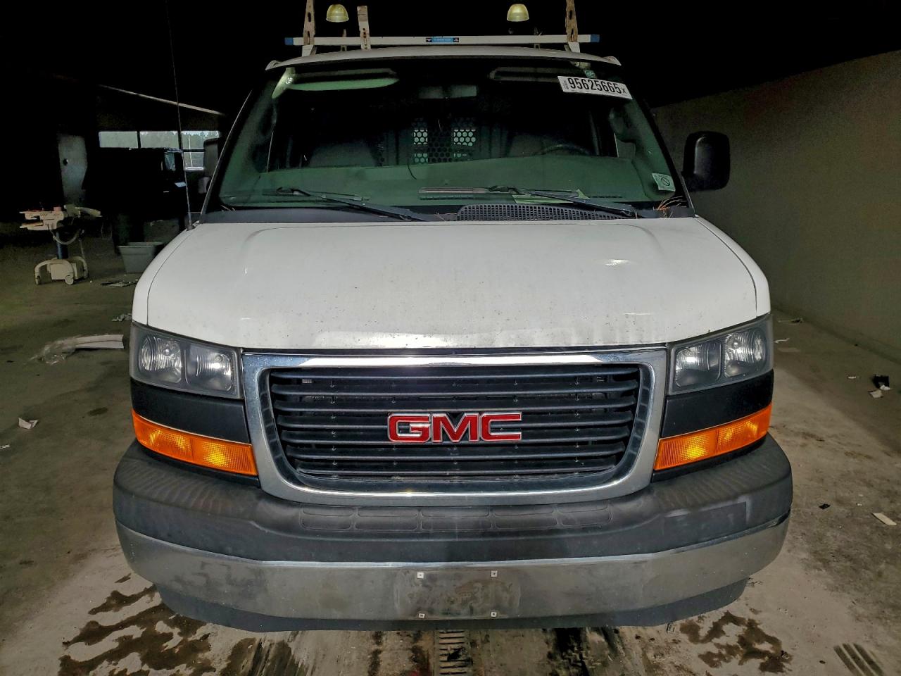 GMC SAVANA G2500