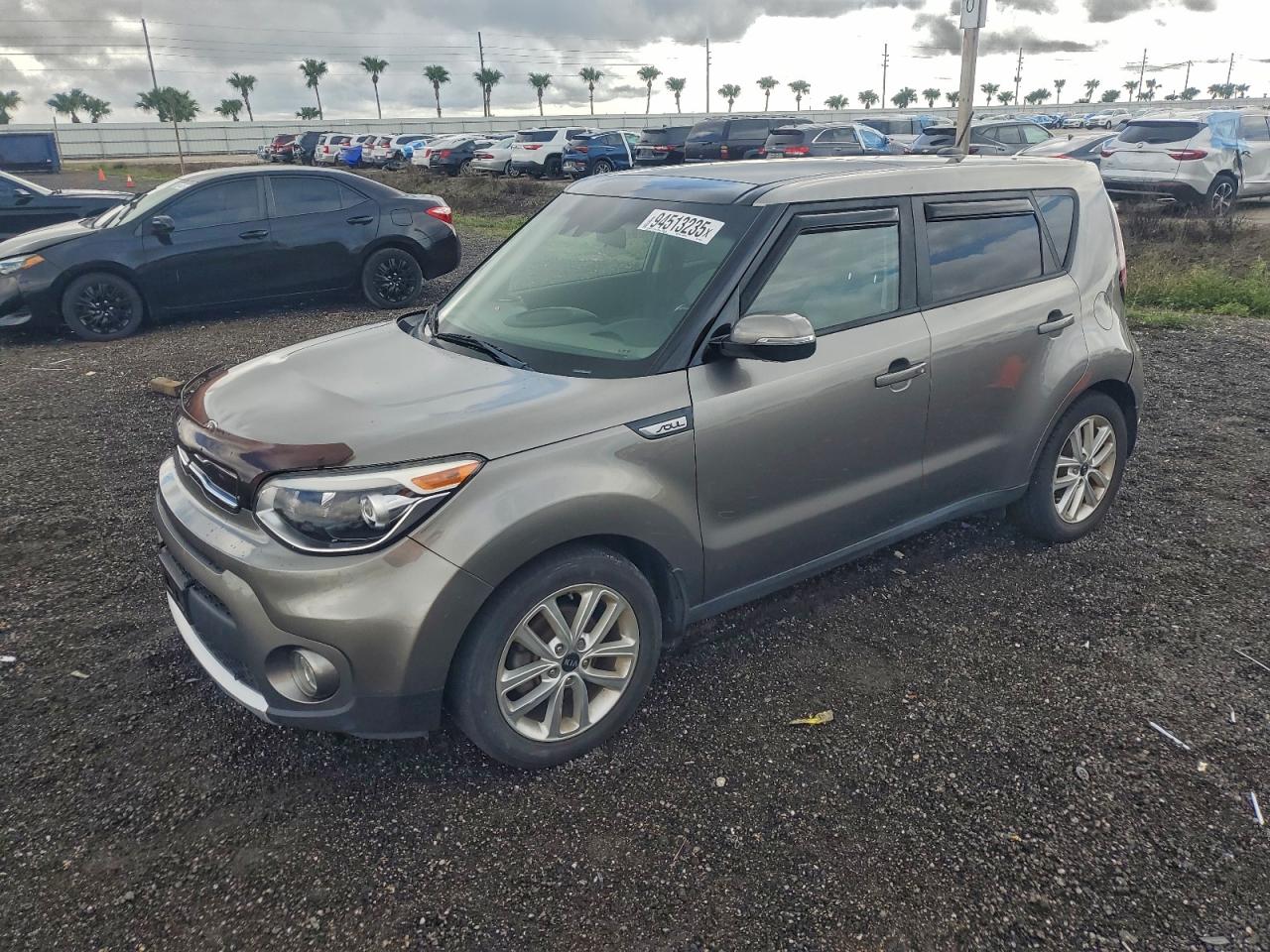 KIA SOUL +