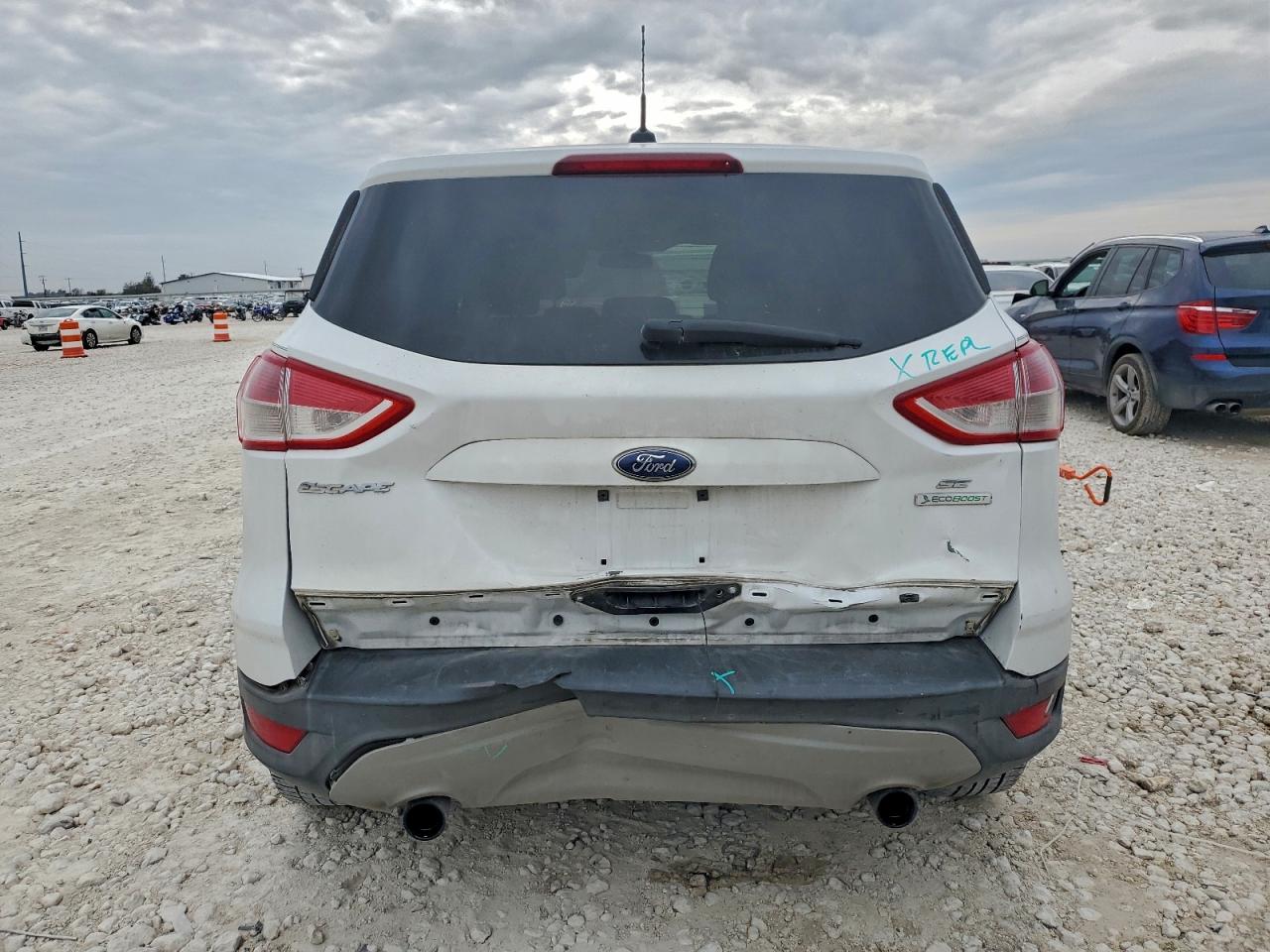 FORD ESCAPE SE