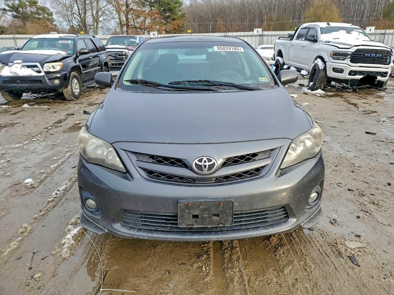 Lot #3317799122 2013 TOYOTA COROLLA BA