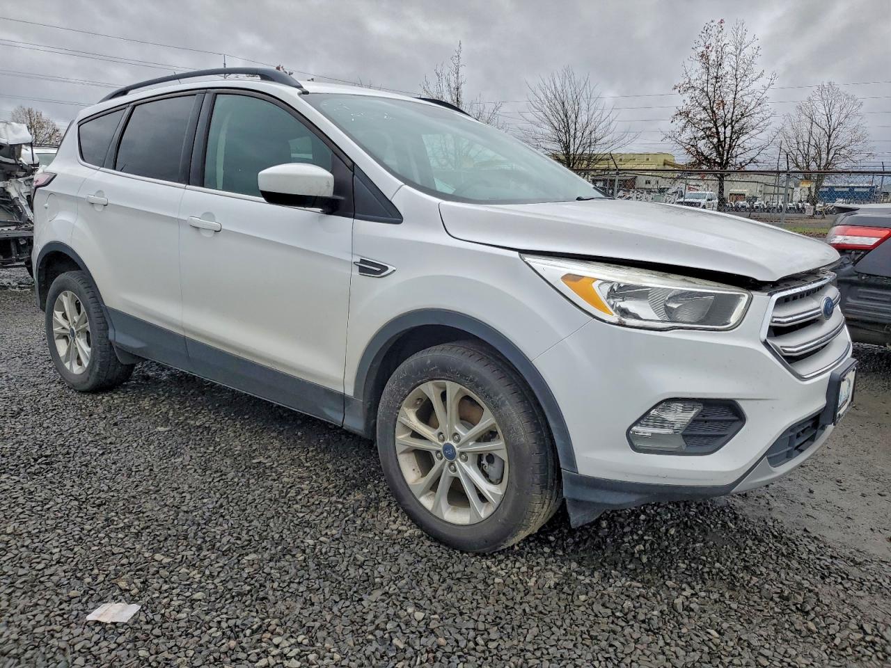 Lot #3311523242 2018 FORD ESCAPE SE