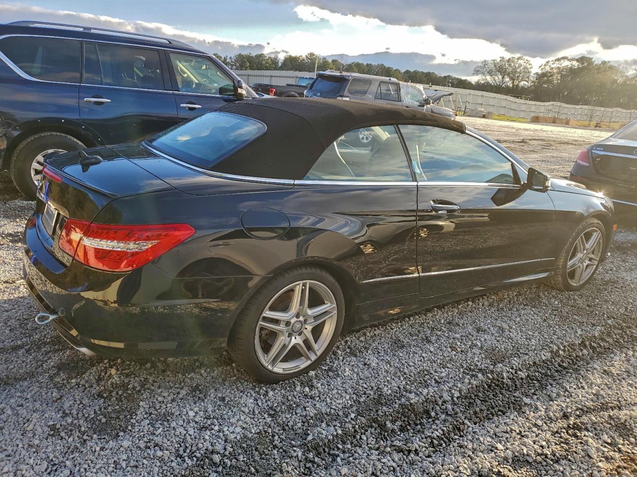 MERCEDES-BENZ E-CLASS 550