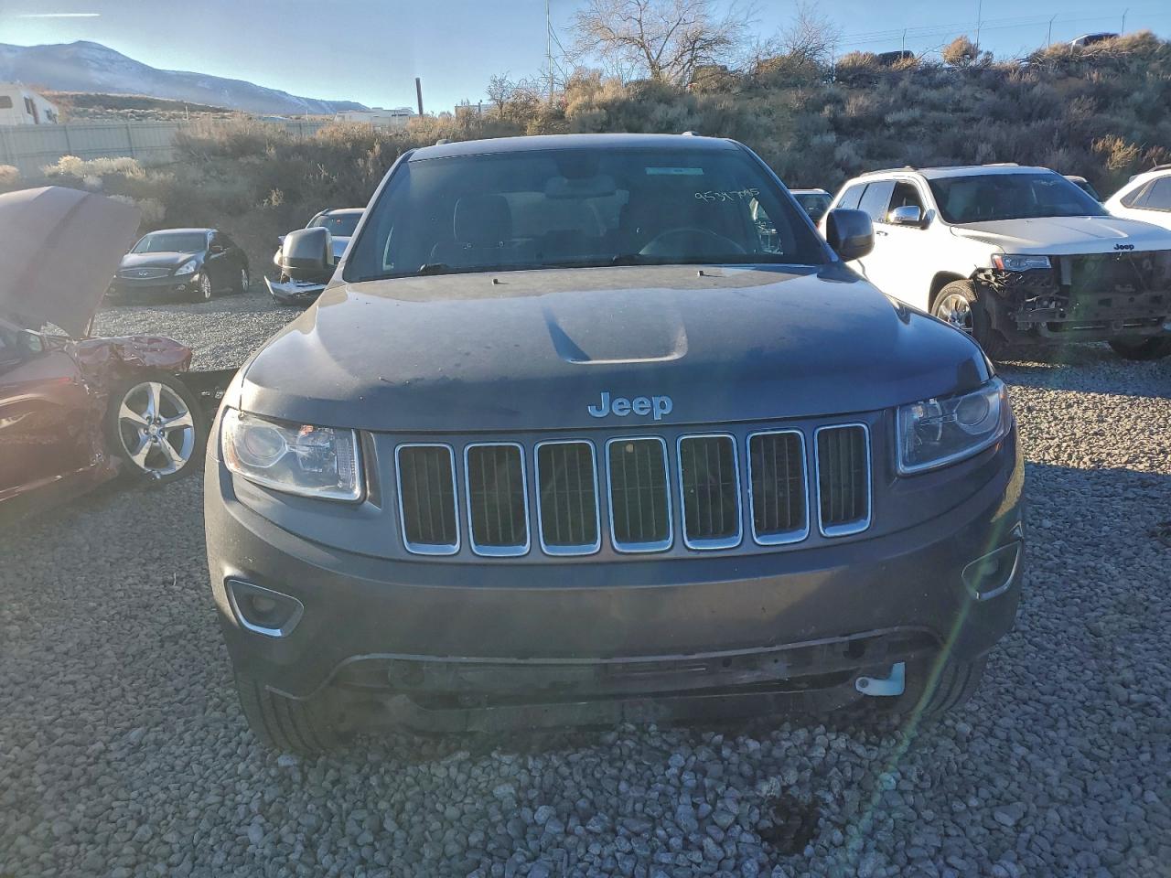 JEEP GRAND CHEROKEE LAREDO