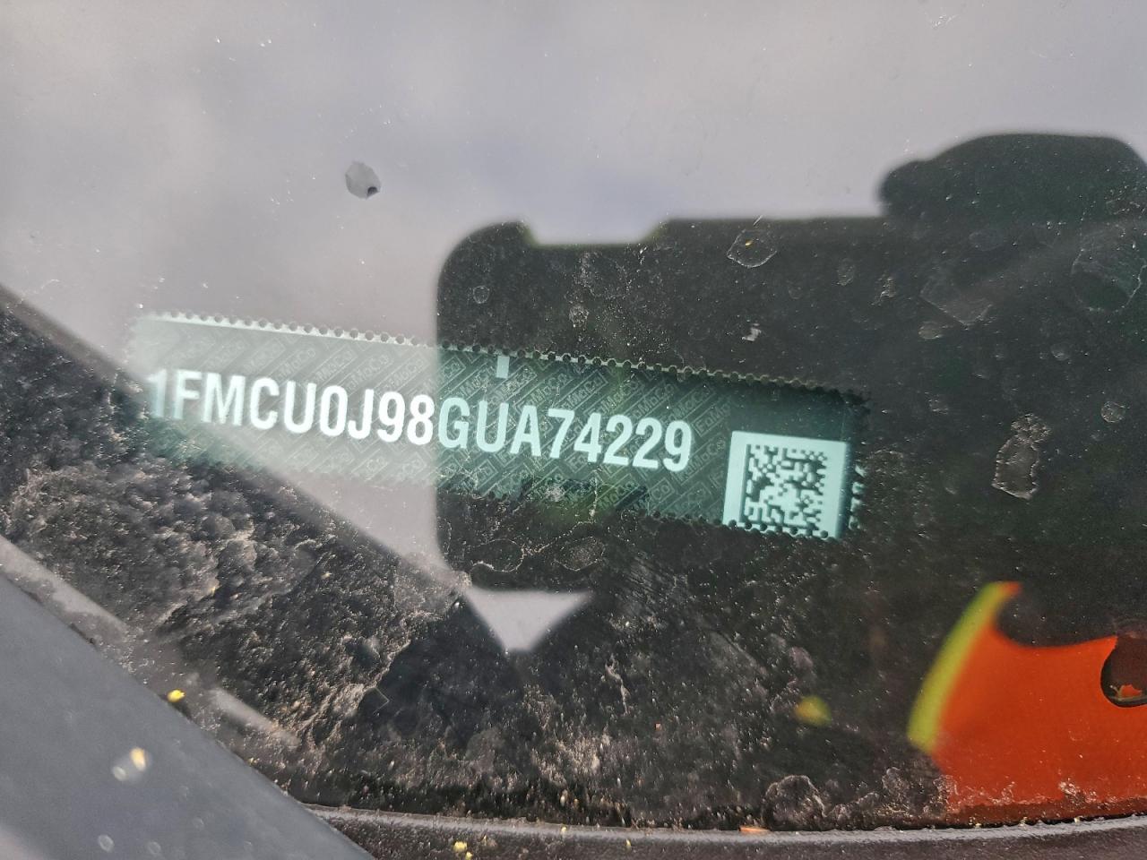 FORD ESCAPE TITANIUM