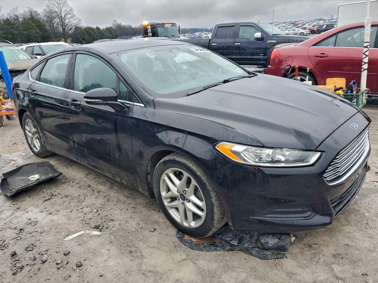 FORD FUSION SE
