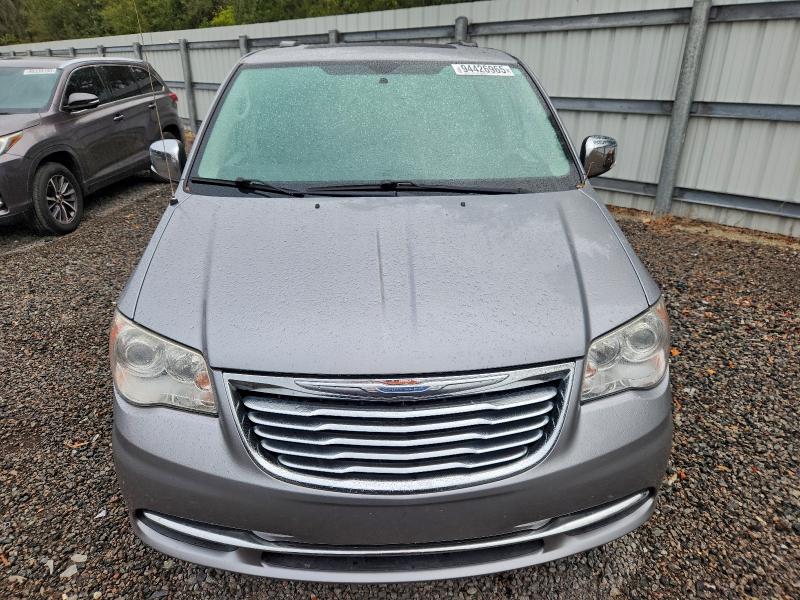 2015 CHRYSLER TOWN & COU #3303731434