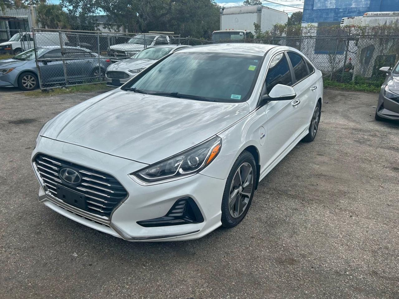 HYUNDAI SONATA PLUG-IN HYBRID