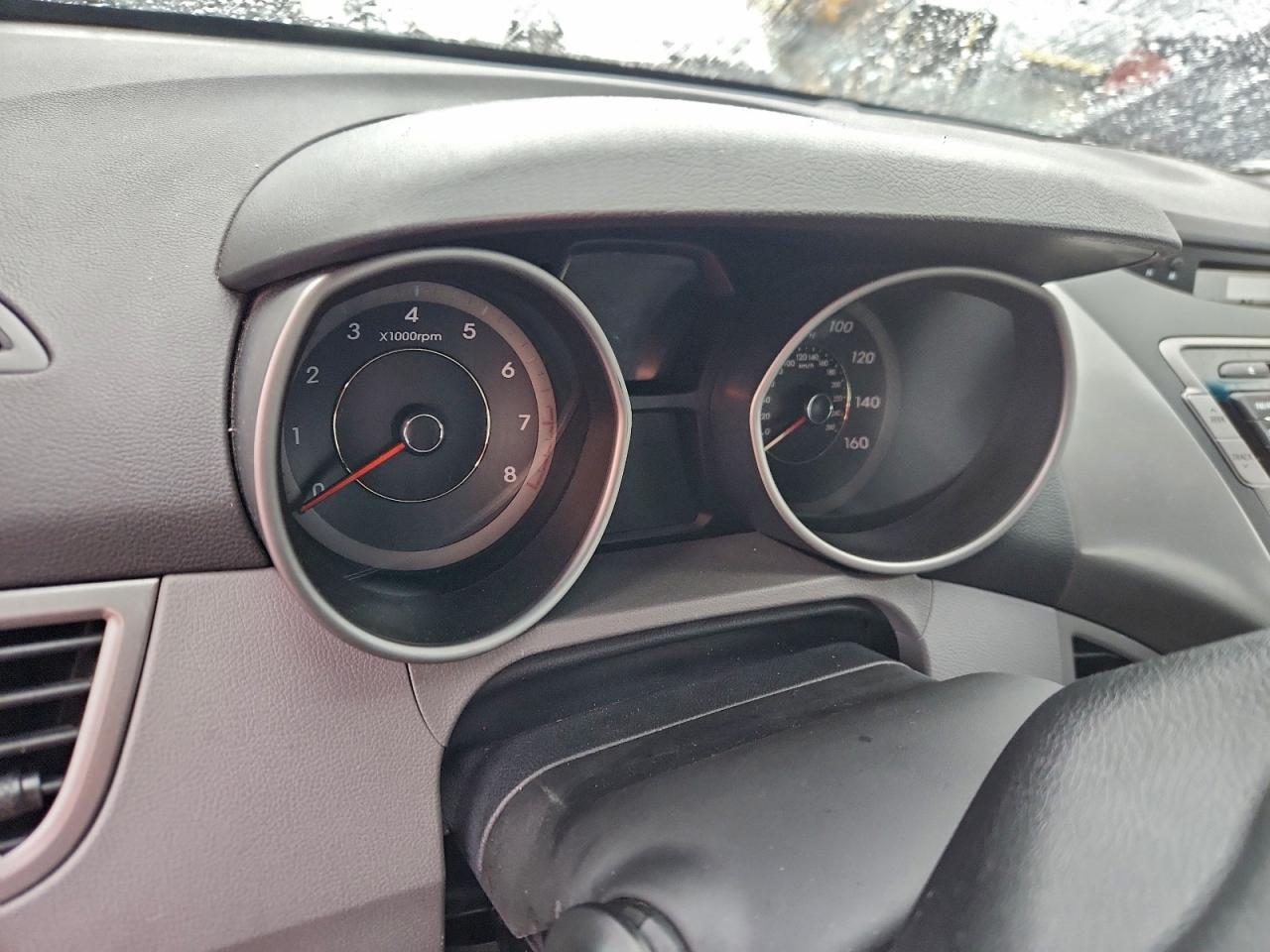 Lot #3317847903 2013 HYUNDAI ELANTRA GL