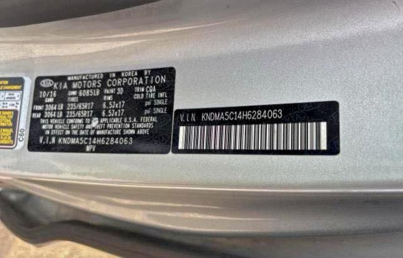 2017 KIA SEDONA L #3301623628