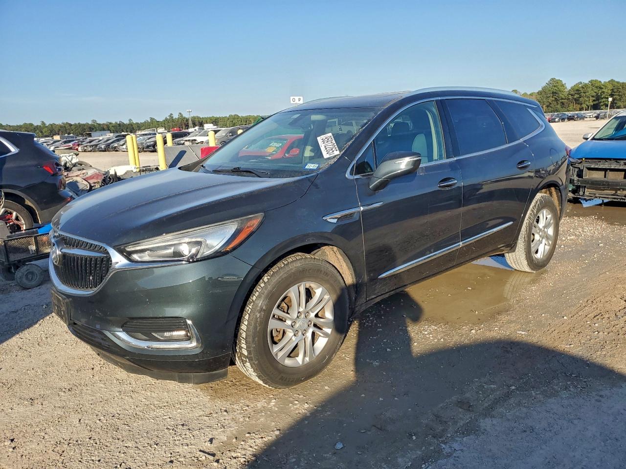 BUICK ENCLAVE ESSENCE