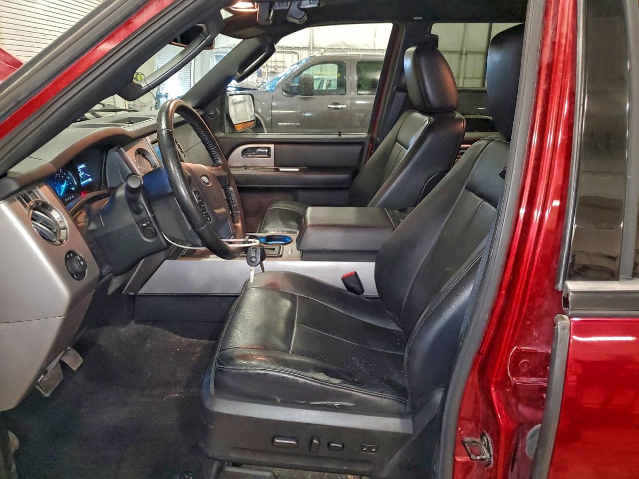 FORD EXPEDITION EL XLT