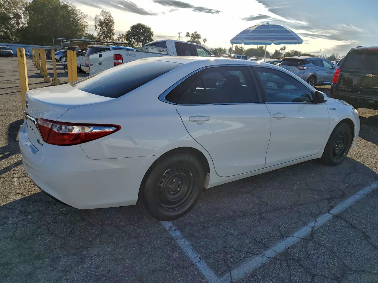 TOYOTA CAMRY HYBRID
