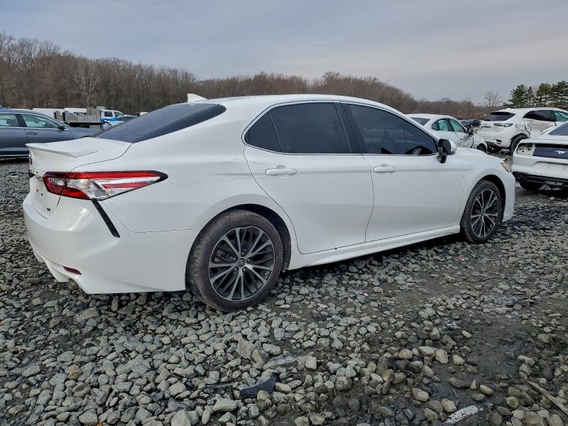 2020 TOYOTA CAMRY SE #3304748944
