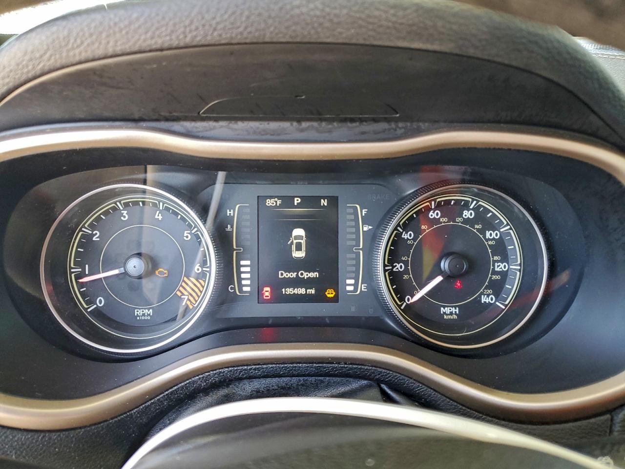 JEEP GRAND CHEROKEE SPORT