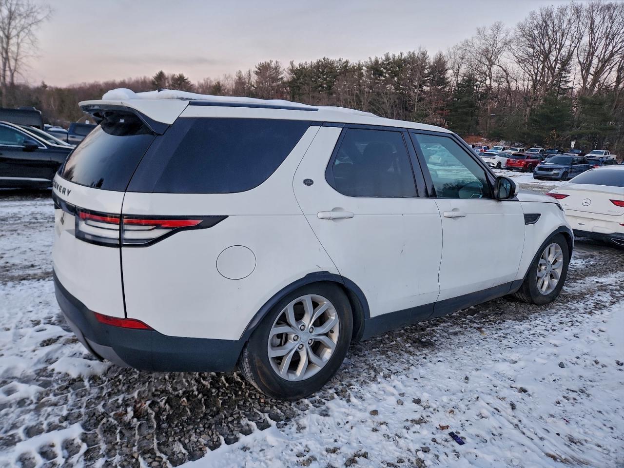 Lot #3318894935 2018 LAND ROVER DISCOVERY
