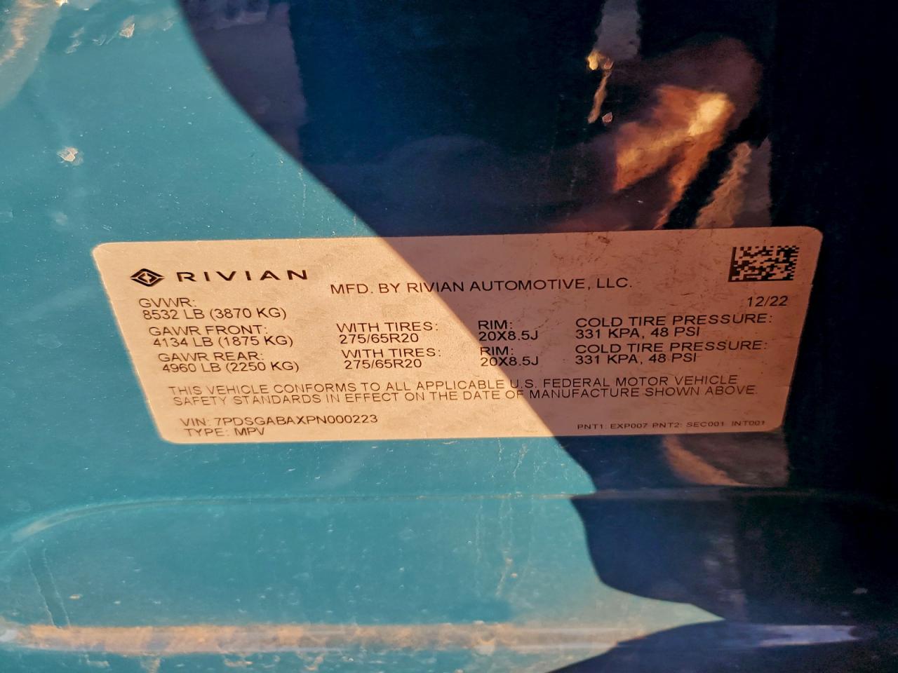 RIVIAN R1S ADVENTURE