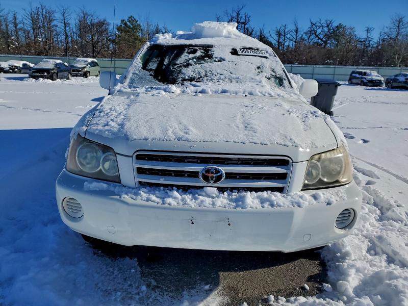 2003 TOYOTA HIGHLANDER #3315888171