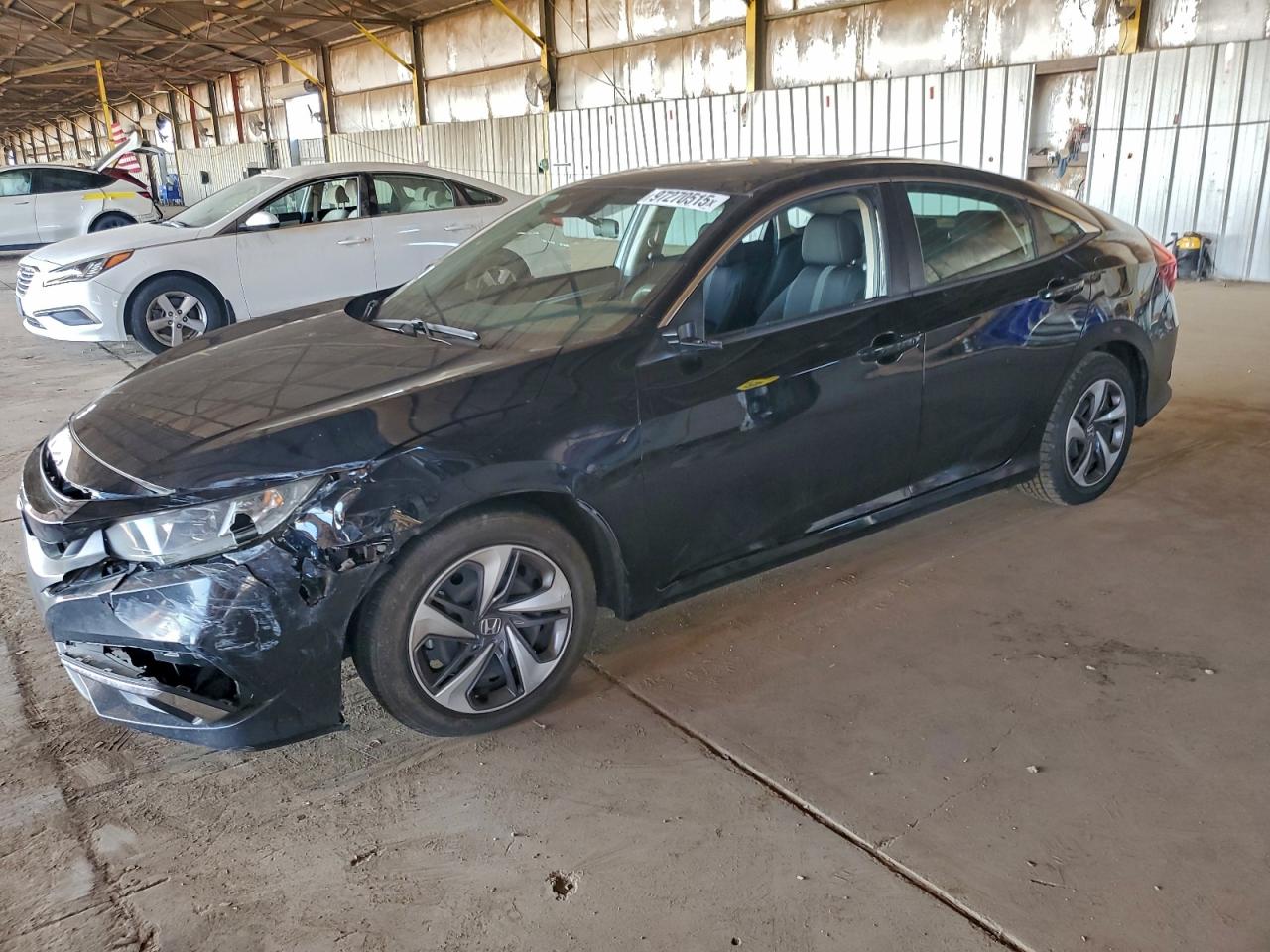 Lot #3317061018 2019 HONDA CIVIC LX