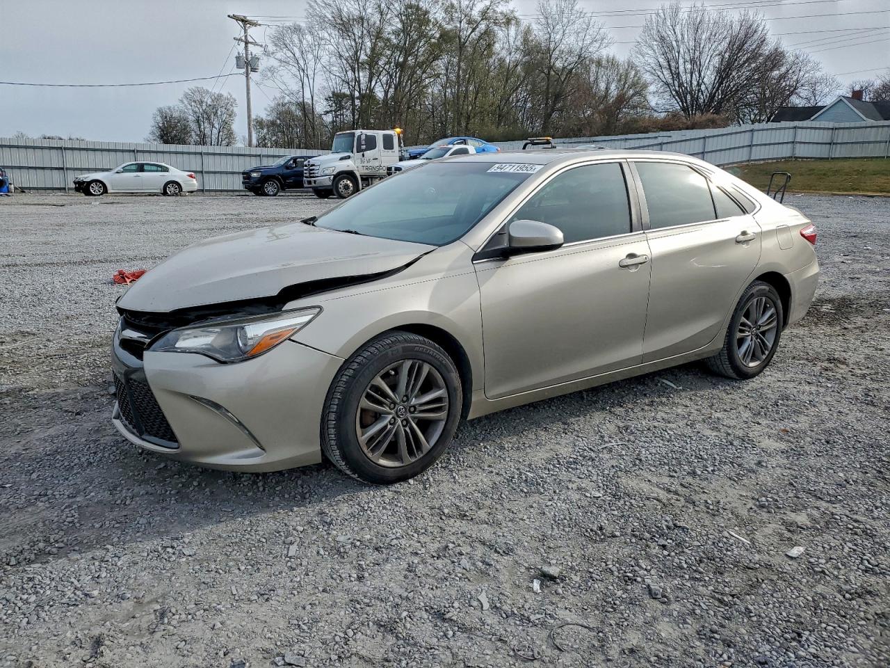 TOYOTA CAMRY LE