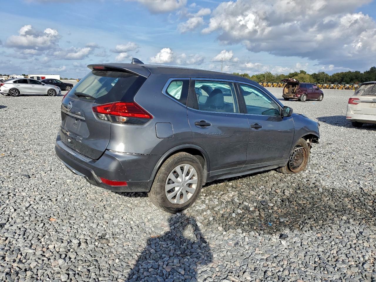 NISSAN ROGUE S