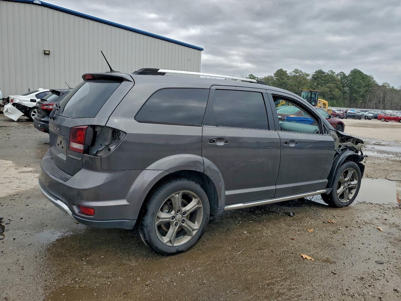 DODGE JOURNEY CROSSROAD