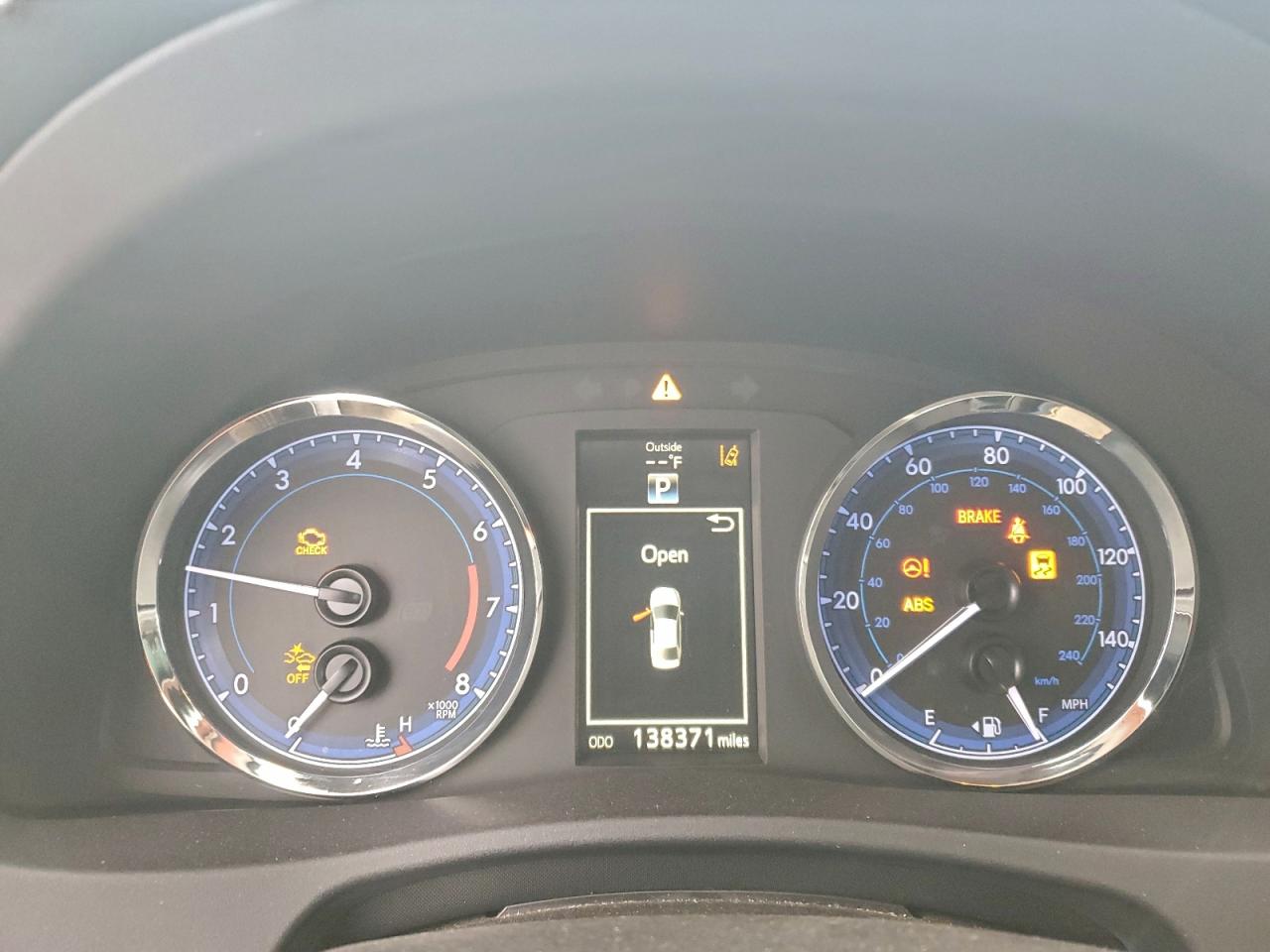 Lot #3316120231 2019 TOYOTA COROLLA L