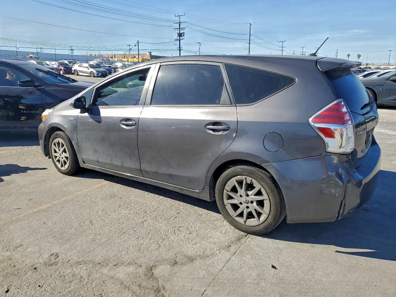 2015 TOYOTA PRIUS V #3303979726