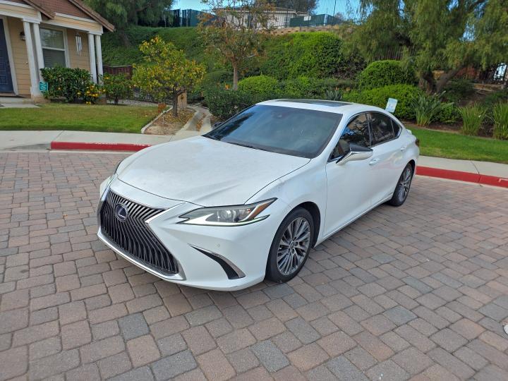 2021 LEXUS ES 300H #3305289331