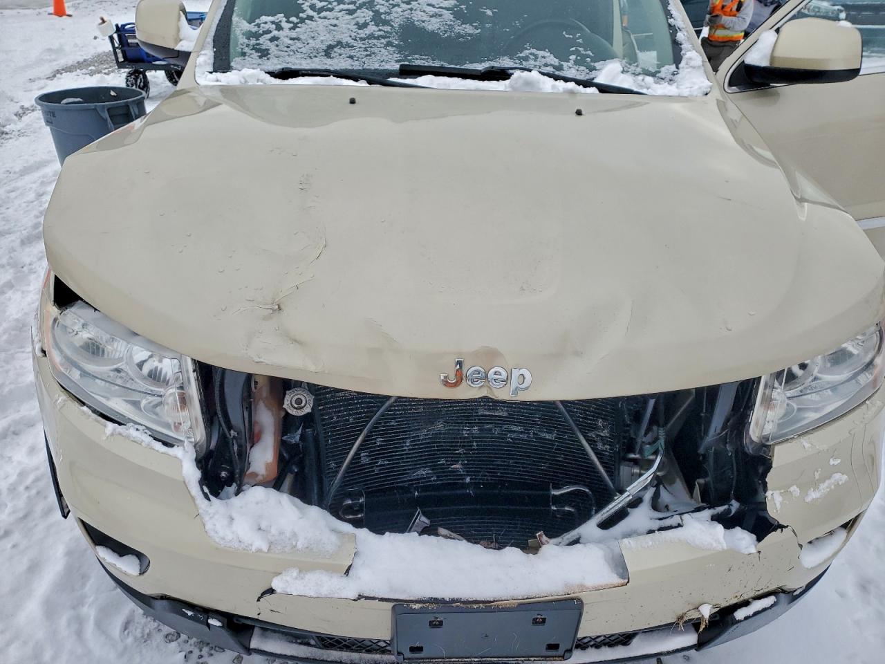 JEEP GRAND CHEROKEE LAREDO