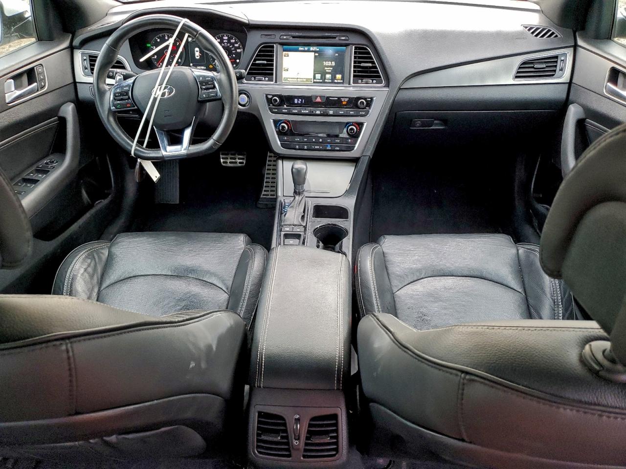 HYUNDAI SONATA SPORT