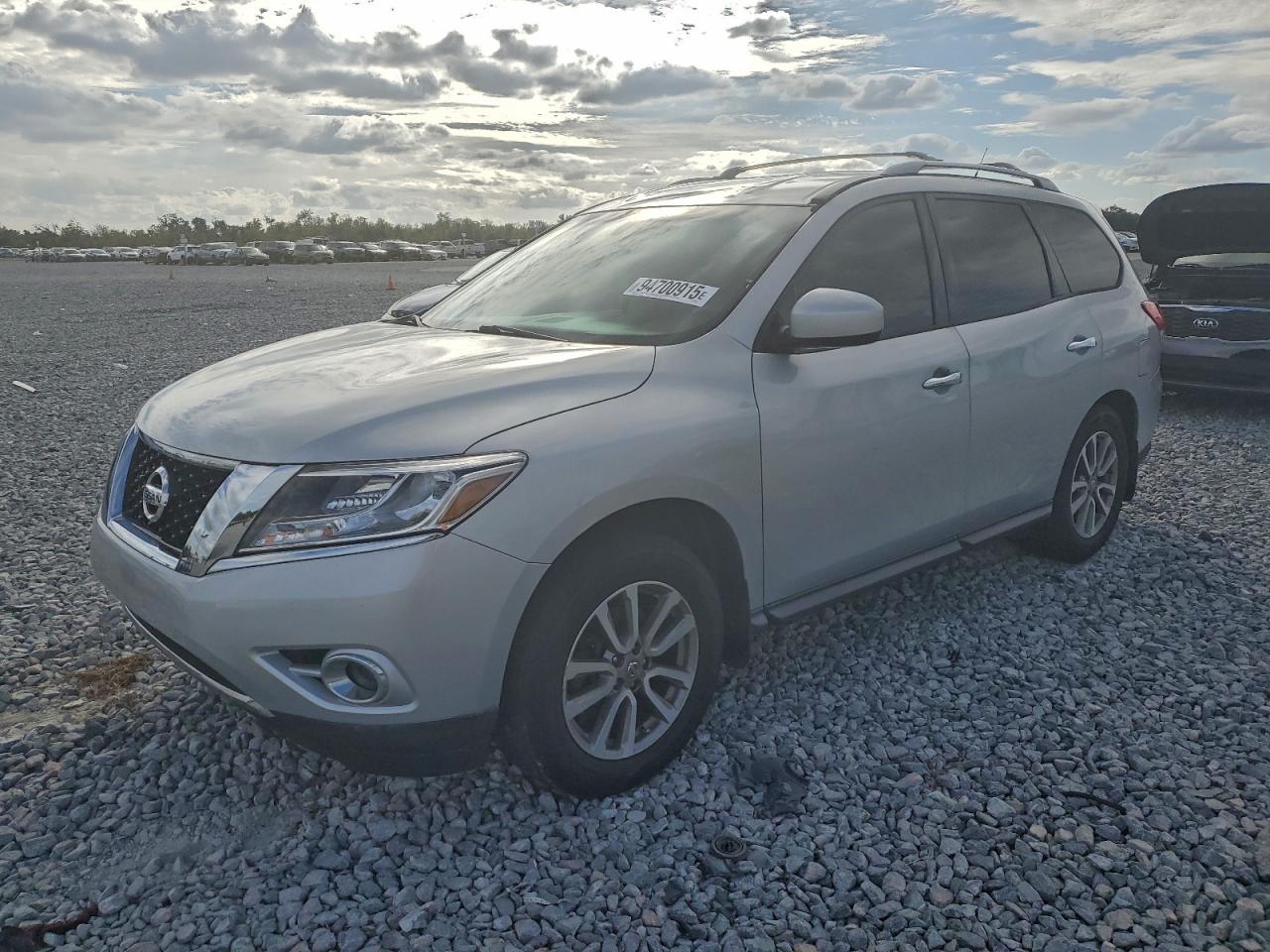 NISSAN PATHFINDER S