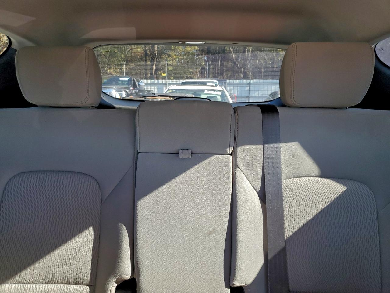 Lot #3315718344 2013 HYUNDAI SANTA FE S