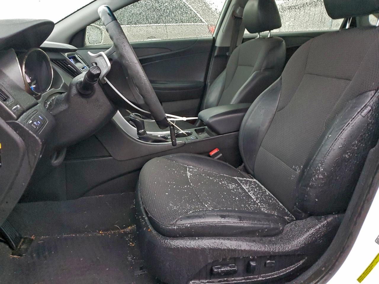 Lot #3302852891 2013 HYUNDAI SONATA SE