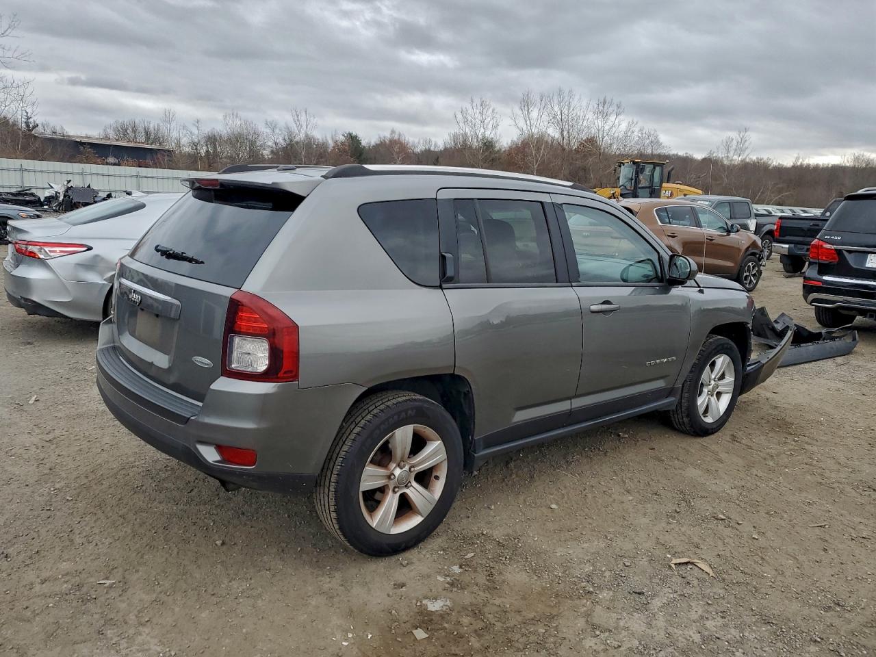 Lot #3311586848 2014 JEEP COMPASS LA