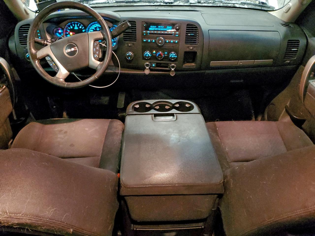 Lot #3318893914 2011 GMC SIERRA K15