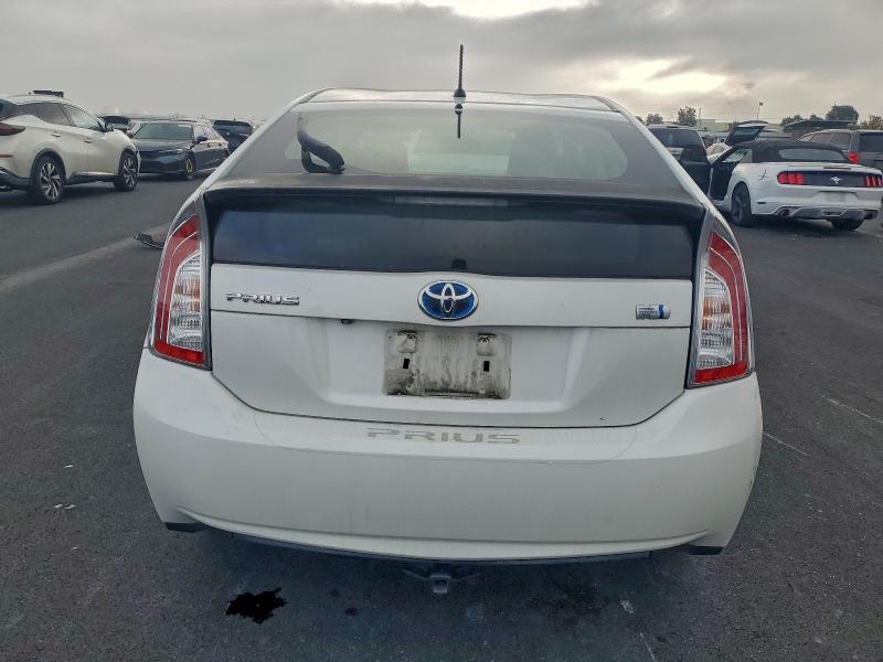 2015 TOYOTA PRIUS #3309389977