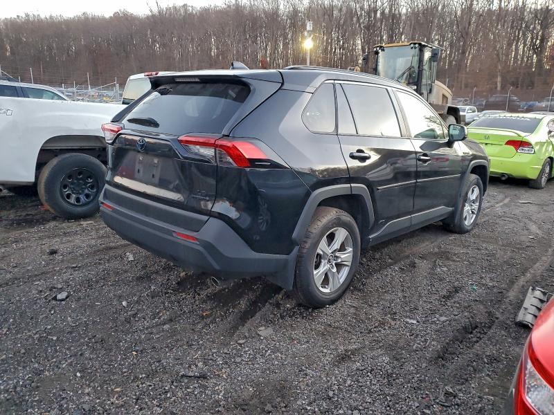 2021 TOYOTA RAV4 LE #3313702147